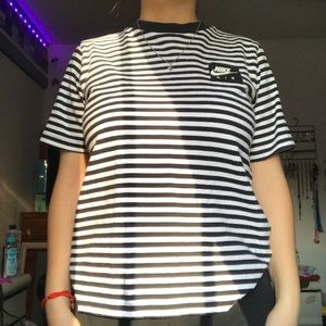 Nike black and white stripped shirt